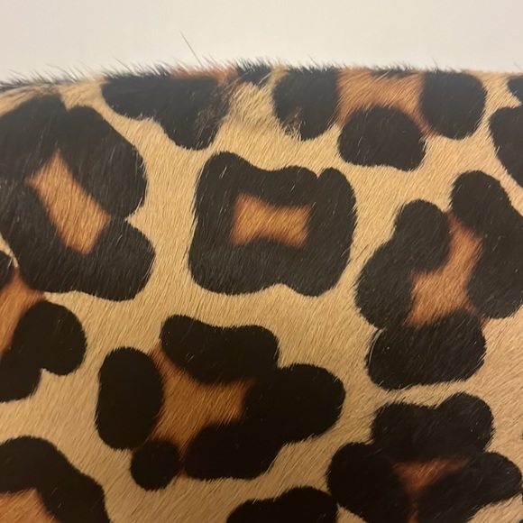 Animal print black foldover clutch bag with gold chain - Picture 8 of 8